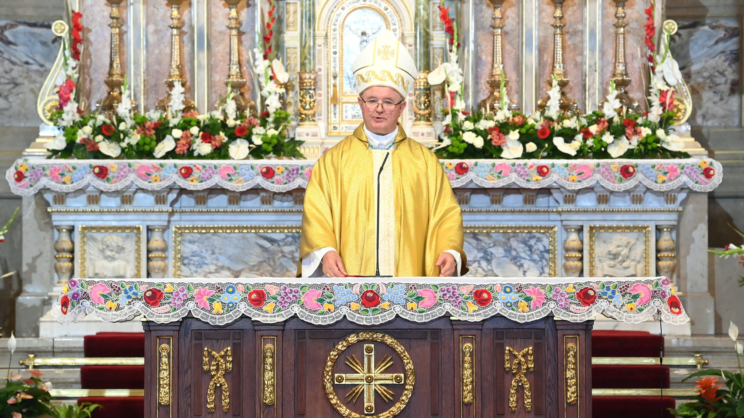 Aurel Perca Budapesten augusztus 20