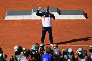 Novak Djokovic keresztet vetett az olimpián, Istennek adott hálát az aranyéremért