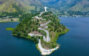 Egy új Jézus szobor lett immár a legmagasabb a világon!