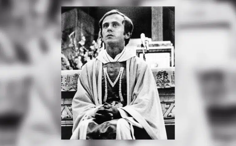 Popiełuszko atya meggyilkolása Lengyelországban 1984-ben, az orwelli társadalom szimbóluma 3 Popiełuszko atya meggyilkolása Lengyelországban 1984-ben, az orwelli társadalom szimbóluma