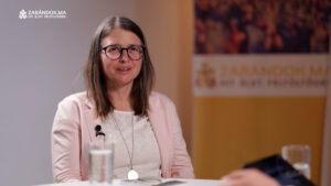 Homa Ildikó a Zarándok podcastben: "Önismeret nélkül nincs üdvösség" 5 Homa Ildikó a Zarándok podcastben: “Önismeret nélkül nincs üdvösség”