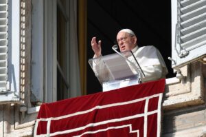 Minden elmúlik, de Jézus Igéi örökre megmaradnak – Ferenc pápa Úrangyala imája