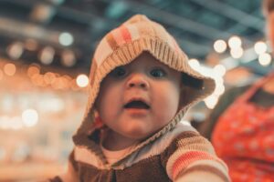 Melegházasság és béranyaság: a gyermekek adásvétele gyökereiben támadja a társadalmat