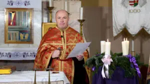 Adventi ráhangoló: Ebben az ajándékban az üdvösségünk rejlik 4 Adventi ráhangoló: Ebben az ajándékban az üdvösségünk rejlik