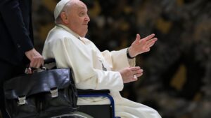 Aggodalmak a pápa állóképességével kapcsolatban