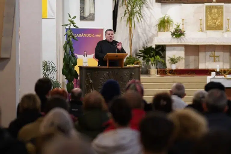 A lelki harc – út a valódi szabadsághoz – Zarándok Est Szabó József atyával