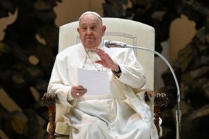 Ferenc pápa katekézise: feltétlen készséggel válaszoljunk Isten kezdeményezéseire