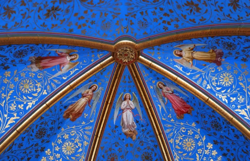 angyalok egy nemetorszagi Hohenzoller kastaly mennyezeten