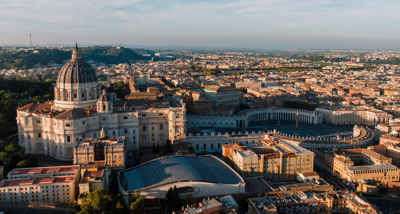 pexels kelly 1179532 19143253 Custom