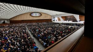 Lássuk meg Isten jelenlétét a kicsinységben! – közzétették Ferenc pápa katekézisét