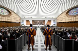 Ferenc pápa katekézise: Az életben változtatnunk kell, hogy új módon tudjunk szeretni