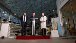 Ferenc pápát vasárnap kiengedik a kórházból 3 Ferenc pápát vasárnap kiengedik a kórházból