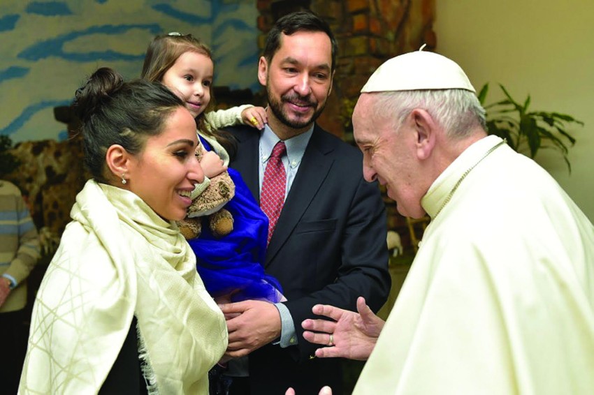 Ferenc pápa ismét dolgozik – az orosz óhitű vezető békeközvetítésre utalt 1 Svetlana and Pope 850