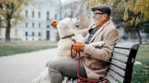 Jól megöregedni: Tíz tanács egy boldog hatvanévestől