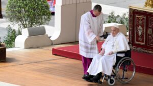 Ferenc pápa virágvasárnapi homíliája: Legyünk egymás Cirenei Simonjai!