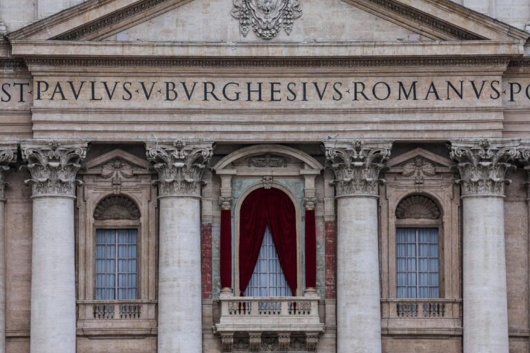 Ki lesz az új pápa? 5 Ki lesz az új pápa?