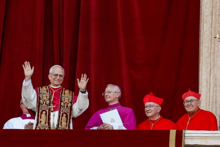 Bemutatjuk Robert Francis Prevost, XIV. Leó pápát 4 Bemutatjuk Robert Francis Prevost, XIV. Leó pápát