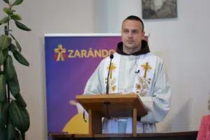 „Ne féljetek, Mária velünk van” – Marin Mikulić OFM Medjugorje-i káplán üzenete a Zarándok Esten