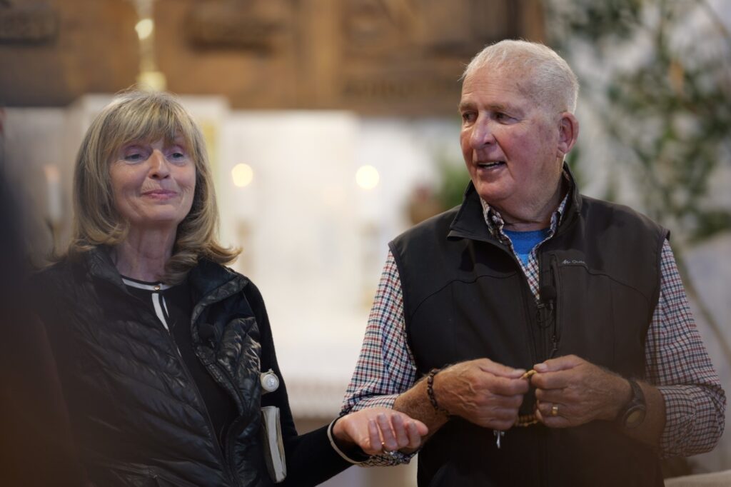 Zarandok est 2025 majus 29 Patrick es Nancy Latta 2 Egyedi