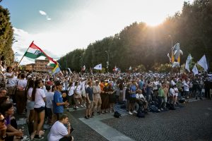 1500 magyar fiatal Rómában Leó pápával