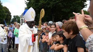 Sarah bíboros: Ne szentségtelenítsék meg Franciaországot a halált hirdető barbár és embertelen törvényekkel 2 Sarah bíboros: Ne szentségtelenítsék meg Franciaországot a halált hirdető barbár és embertelen törvényekkel