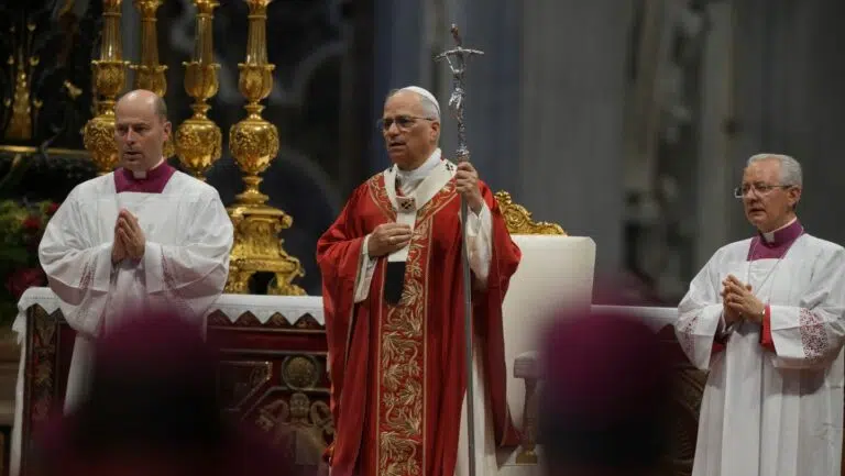 A Vatikán bevezeti a környezetvédelmi szándékokra mondott misét 5 A Vatikán bevezeti a környezetvédelmi szándékokra mondott misét