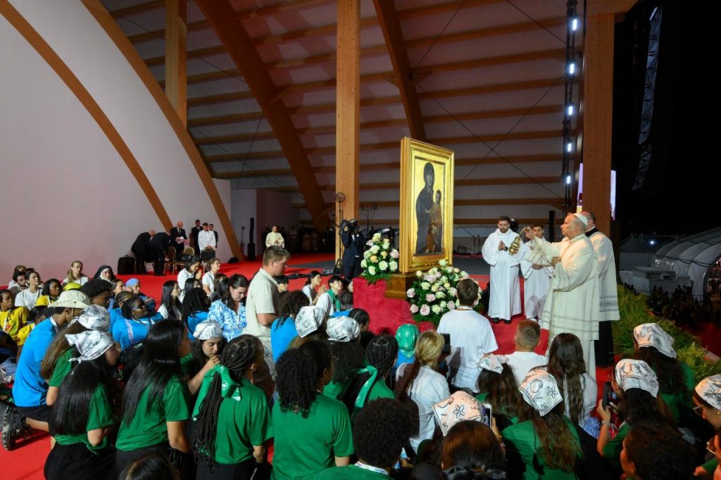 Leó pápa a barátságról, a döntés bátorságáról és az Úrral való találkozásról a fiataloknak 6 526984094 1333029035497868 3244970392359261471 n