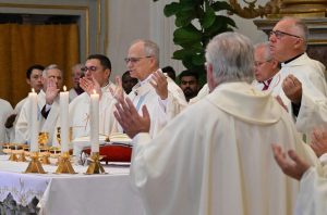 Leó pápa homíliája Nagyboldogasszony ünnepén: Válasszuk az életet a mennybe vett Máriával