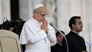 Leó pápa katekézise: Krisztus a mindennapos szenvedés poklába is elhozza nekünk a fényt