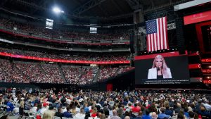 Charlie Kirk búcsúztatása Arizonában