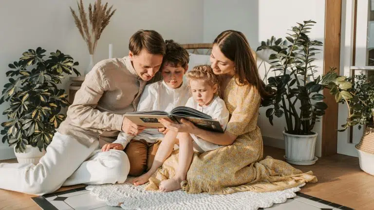 10 ötlet arra, hogyan biztassuk gyerekeinket olvasásra