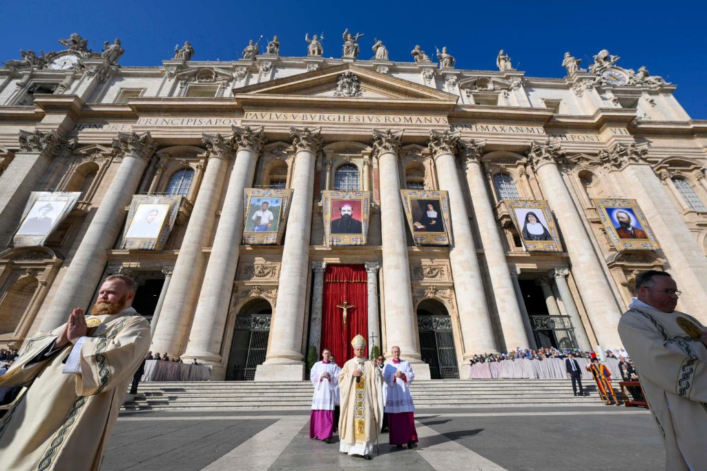 Az új szentek a hit lámpásaként sugározták Krisztus fényét – Leó pápa homíliája 3 568633101 1406169601517144 1105060974780334952 n