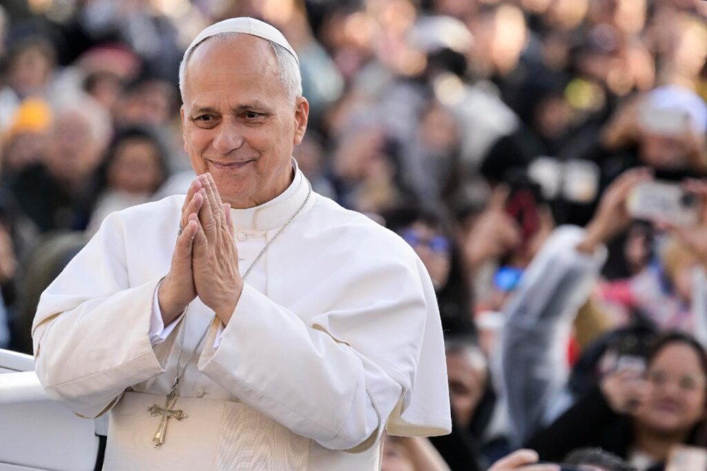 Leó pápa katekézise: Az a remény éltet, hogy az élet zarándoklata hazavezet minket 2 587324303 1442199387914165 541065994744357894 n