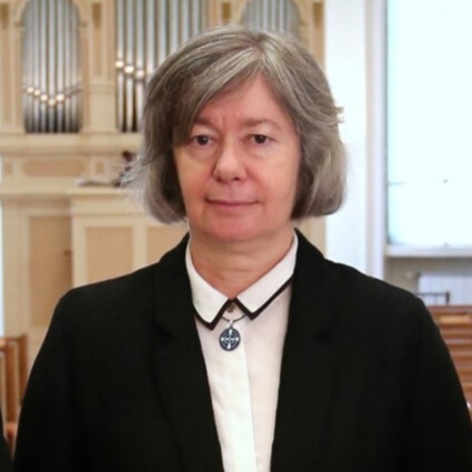 Adventi ráhangoló 17 Ivanics M. Andrea portre