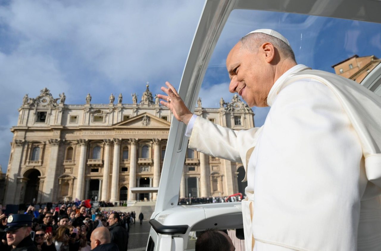 Leó pápa katekézise: Az a remény éltet, hogy az élet zarándoklata hazavezet minket 1 audiencia 2025 11 26 c