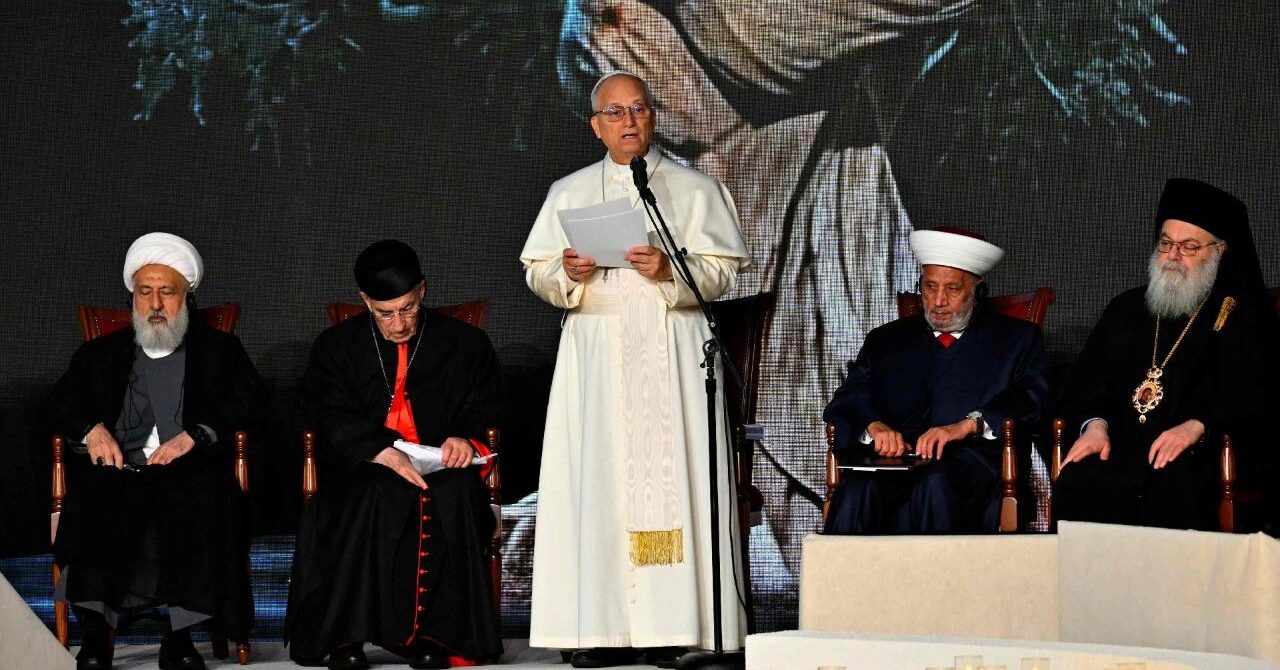 Leó pápa az ökumenikus és vallásközi találkozón Bejrútban: legyetek a béke építői 1 592477155 1446515170815920 272094199137197006 n e1764607318150