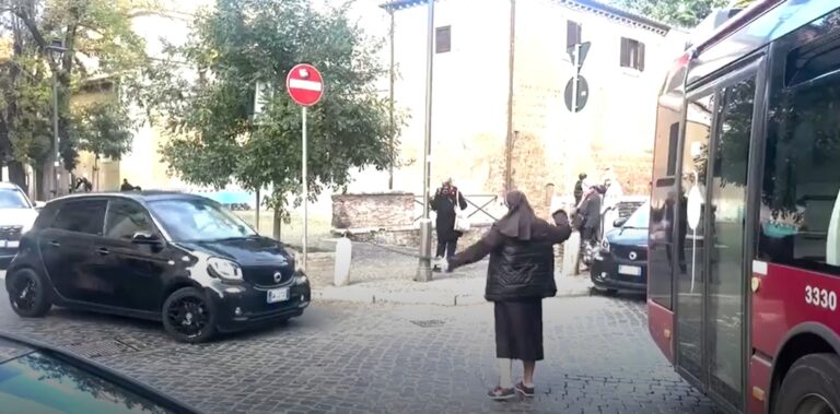 Emilia Jitaru nover Roma