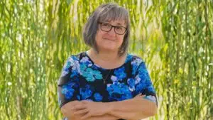 Úttörő magyar kártyacsomag segít feldolgozni az anyai érzéseket – interjú Várdainé Kiss Krisztinával