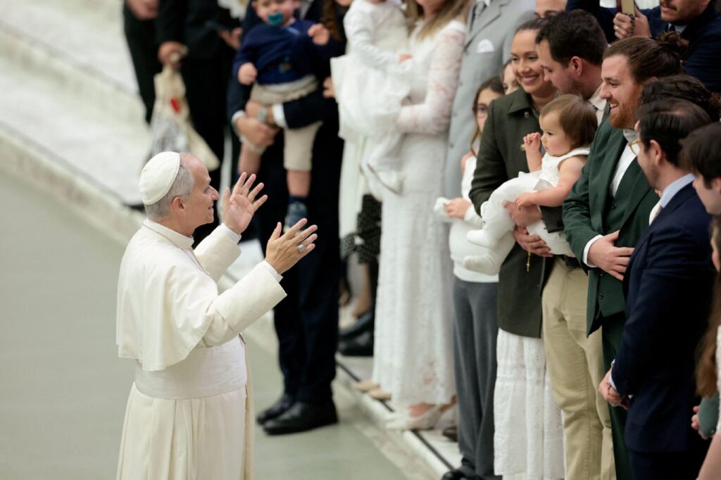 Leó pápa katekézise: Jézus teljes embersége mondja ki nekünk az Atya igazságát 4 616338850 1488697446597692 9052864022694566642 n