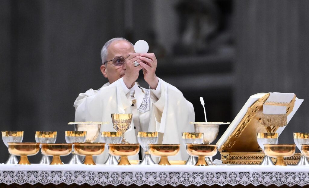 Leó pápa homíliája Urunk bemutatása ünnepén: Legyetek az Úr jelenlétének prófétai jelei! 7 626816688 1500753108725459 775623687541131209 n