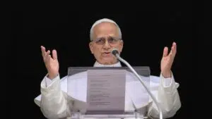 A Krisztussal való kapcsolatunk nyitja meg szemünket az igazságra – Leó pápa Úrangyala imája