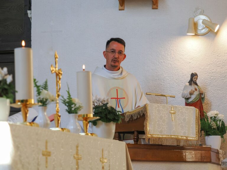 Laposa Norbert balatonfuzfoi plebanos