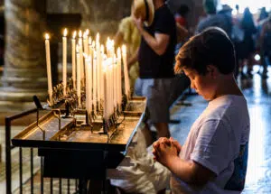 Hogyan hatotta át 7 éves gyermekem első halálélményét a béke, sőt még az öröm is 1 Hogyan hatotta át 7 éves gyermekem első halálélményét a béke, sőt még az öröm is
