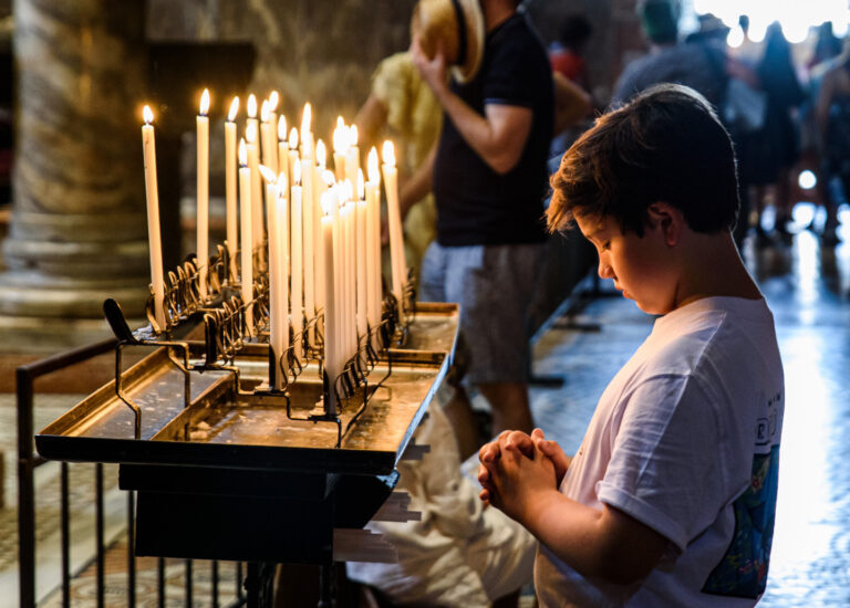 imadkozo gyerek halal