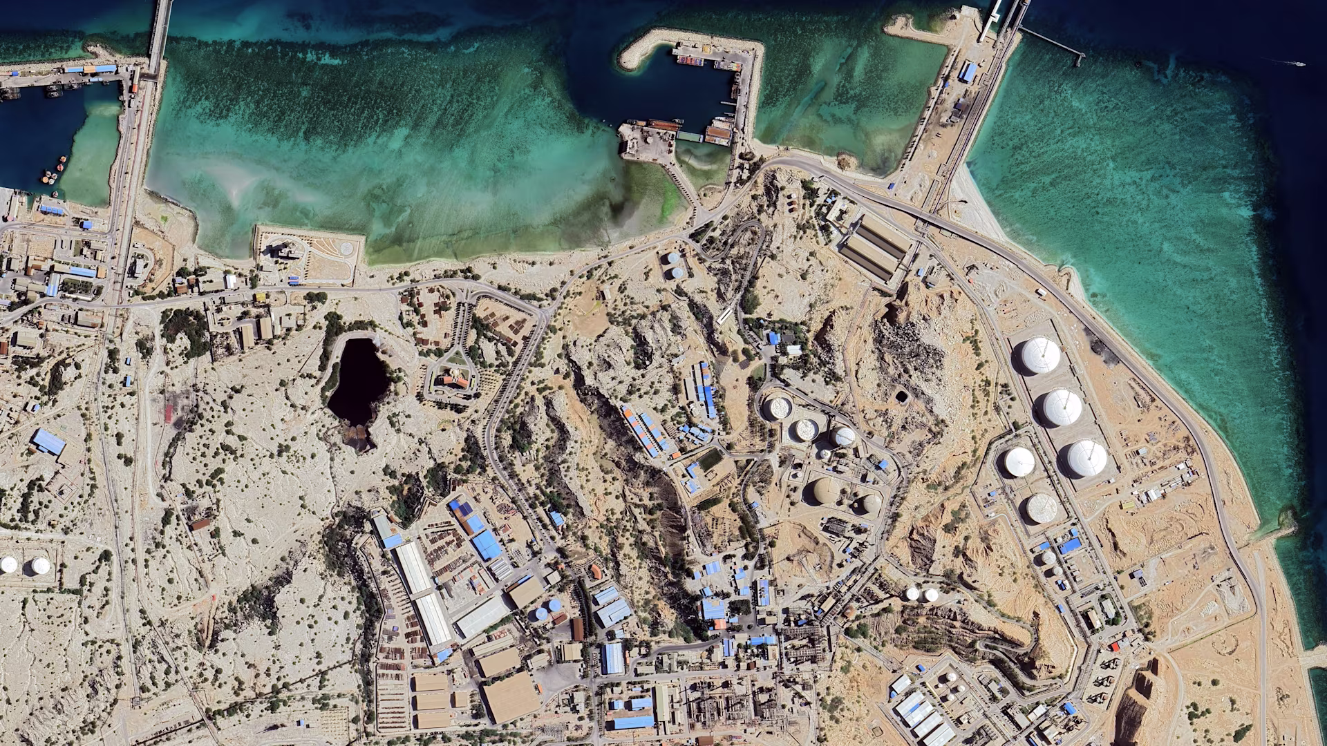 Az olaj és a konfliktusok miatt elhíresült iráni Kharg-sziget egy elfeledett keresztény múlt emlékeit is őrzi 1 shutterstock 2754490455 eltzhw