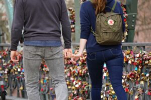 A szeretet egyirányú utcája: „Mert vagy, mert létezel” 1 A szeretet egyirányú utcája: „Mert vagy, mert létezel”