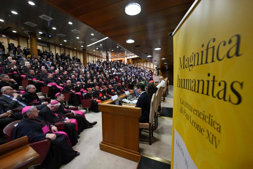 Leó pápa első enciklikája bemutatásakor: A mesterséges intelligenciát le kell fegyverezni! 2 XIV Leo papa elso enciklikaja f2