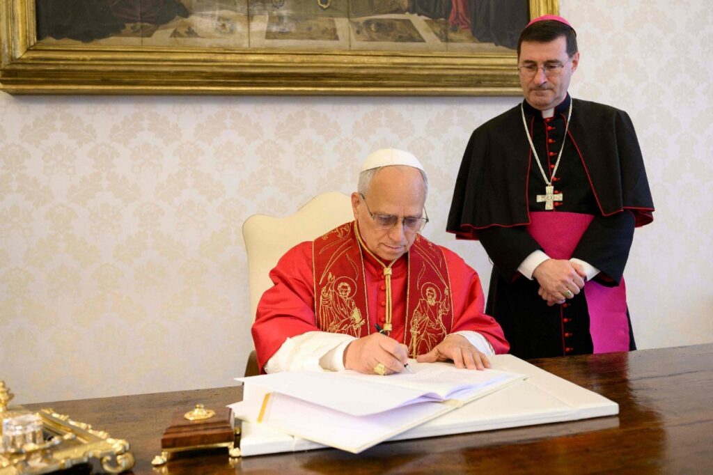 Leó pápa első enciklikája bemutatásakor: A mesterséges intelligenciát le kell fegyverezni! 3 XIV Leo papa elso enciklikaja f4