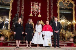 XIV. Leó pápa ünnepélyes fogadtatása a spanyol Királyi Palotában 3 XIV. Leó pápa ünnepélyes fogadtatása a spanyol Királyi Palotában