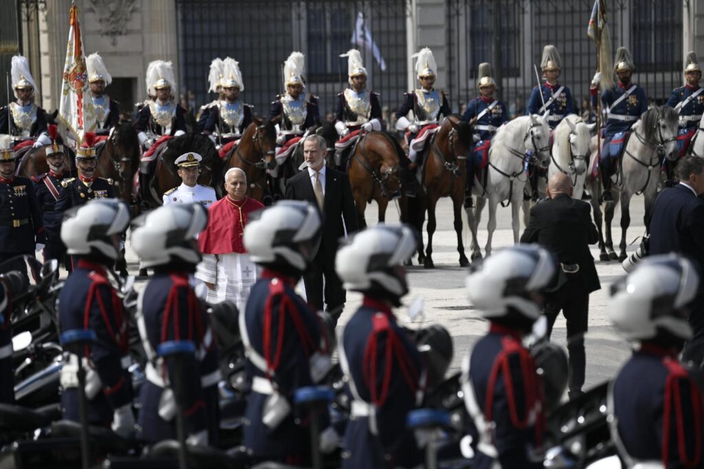 XIV. Leó pápa ünnepélyes fogadtatása a spanyol Királyi Palotában 2 717258087 1614301194037316 9022731784640527008 n